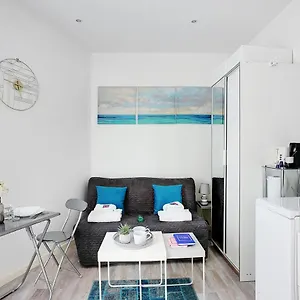 Cmg - Cosy - 15ème , Paris France